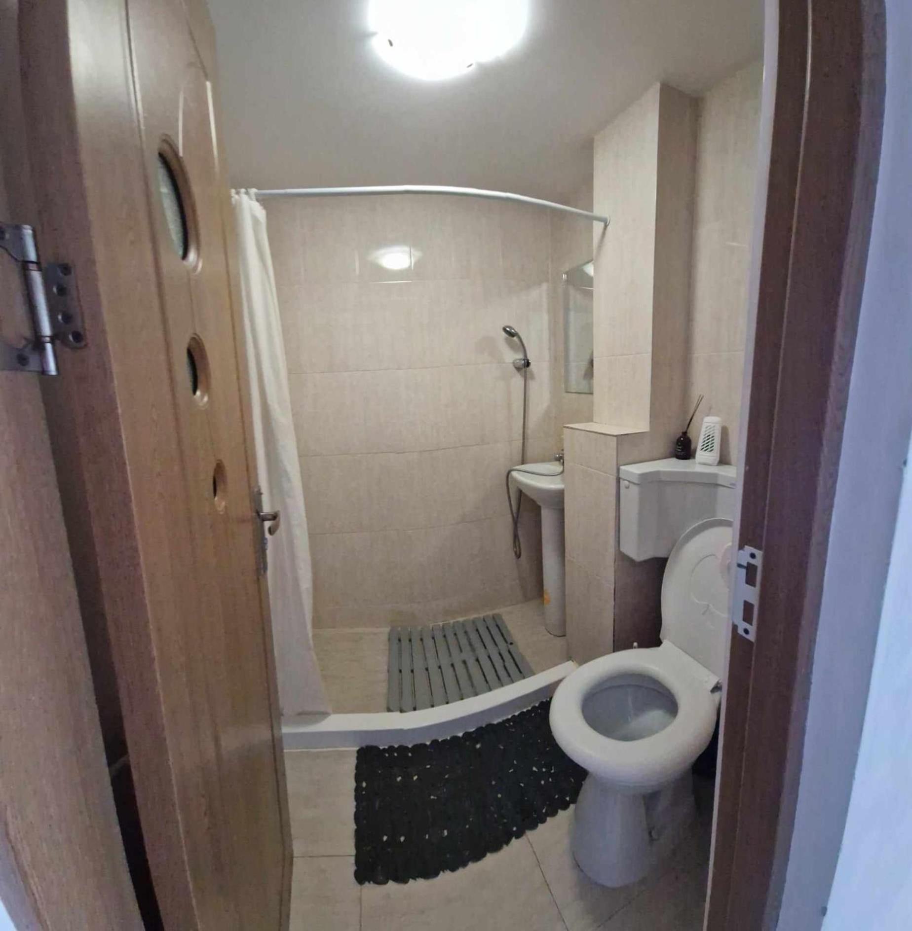 Studio Nefumatori Sunny Place, Self Check In Крайова Екстериор снимка